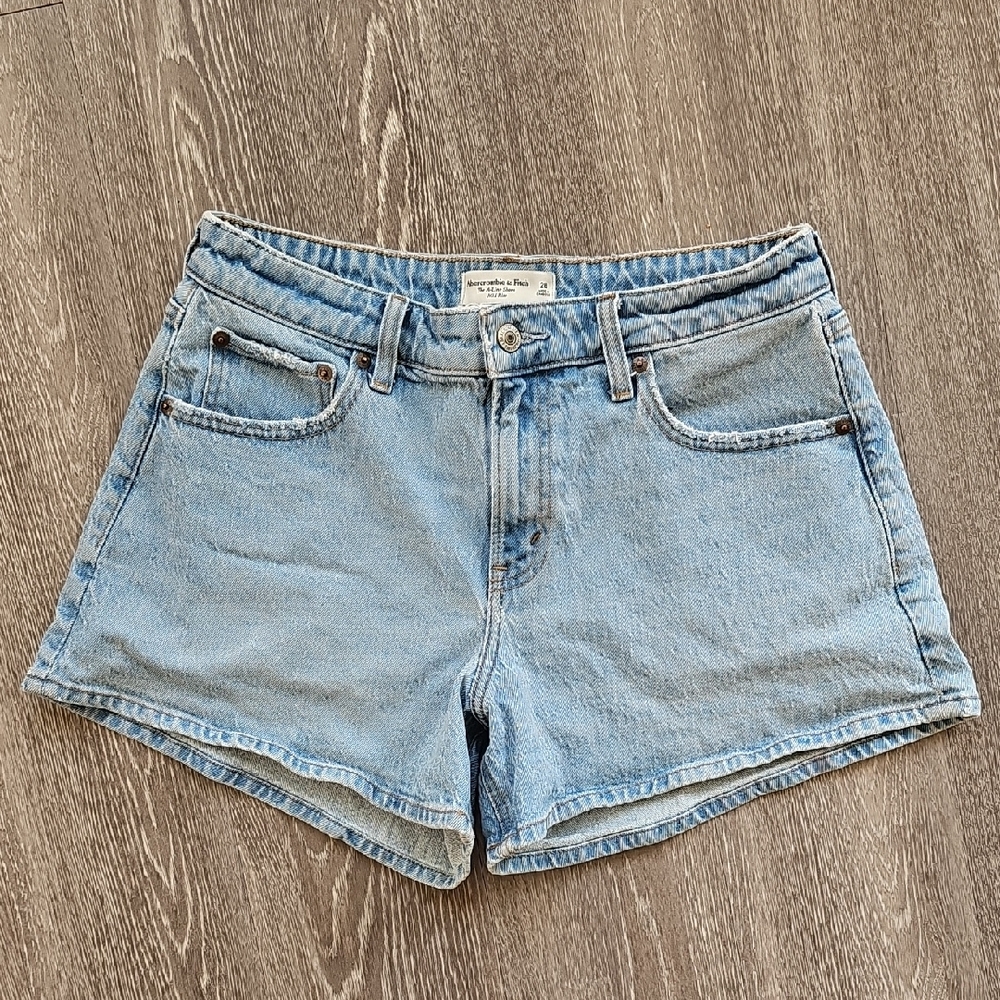 Abercrombie & Fitch Curve Love A-Line Light Blue Shorts